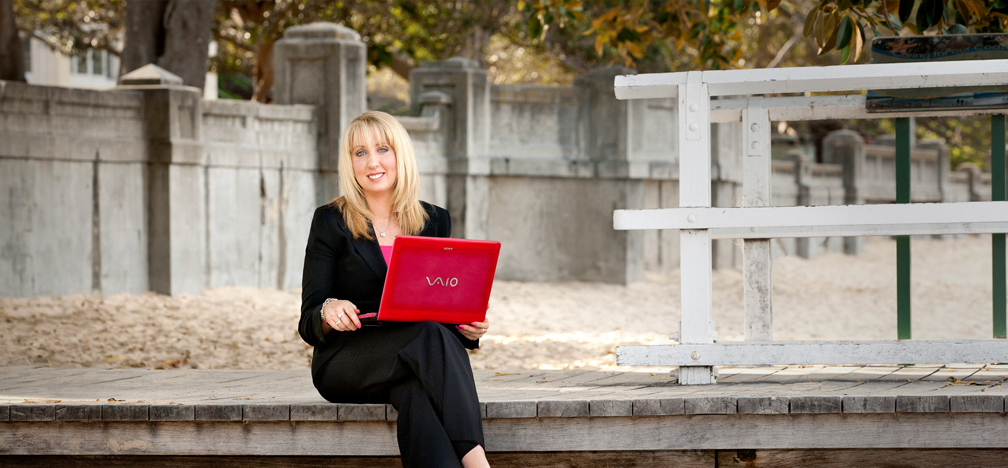 Government Resume Writer Monique Thompson